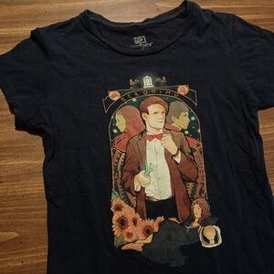 DOCTOR WHO T-SHIRT - Small // Eleventh Doctor BBC Fandom Matt Smith TV show